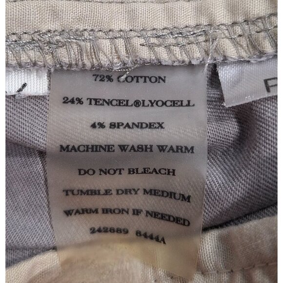 EUC Ann Taylor Womens Beige Bermuda Shorts Size 2 - Picture 4 of 4